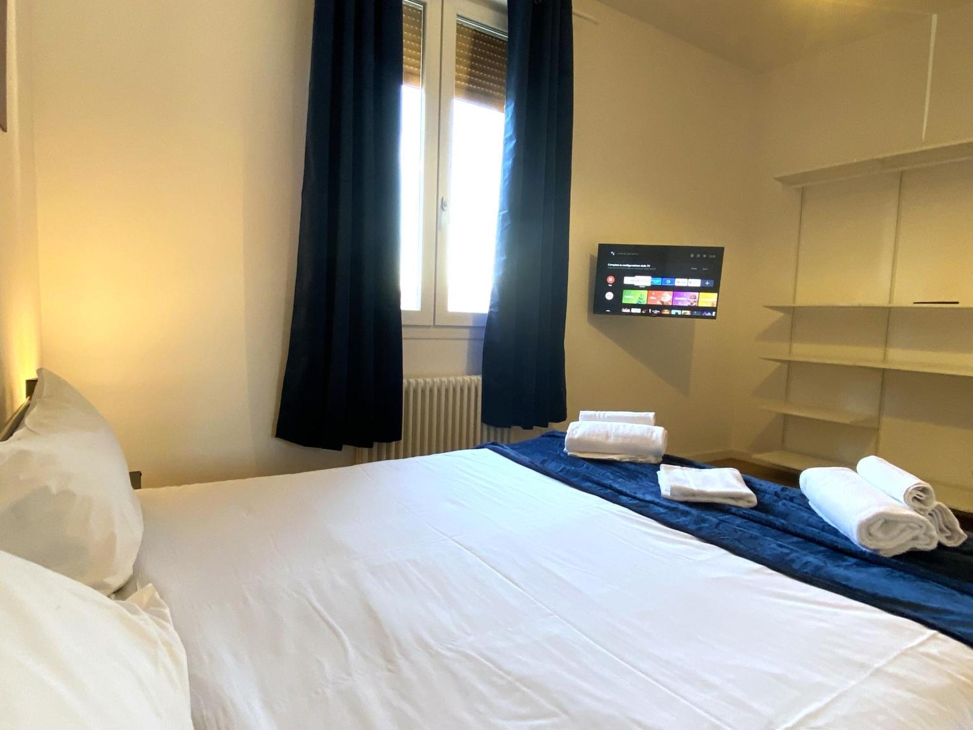 Avantgard Rooms Red Carpet Bologna Esterno foto